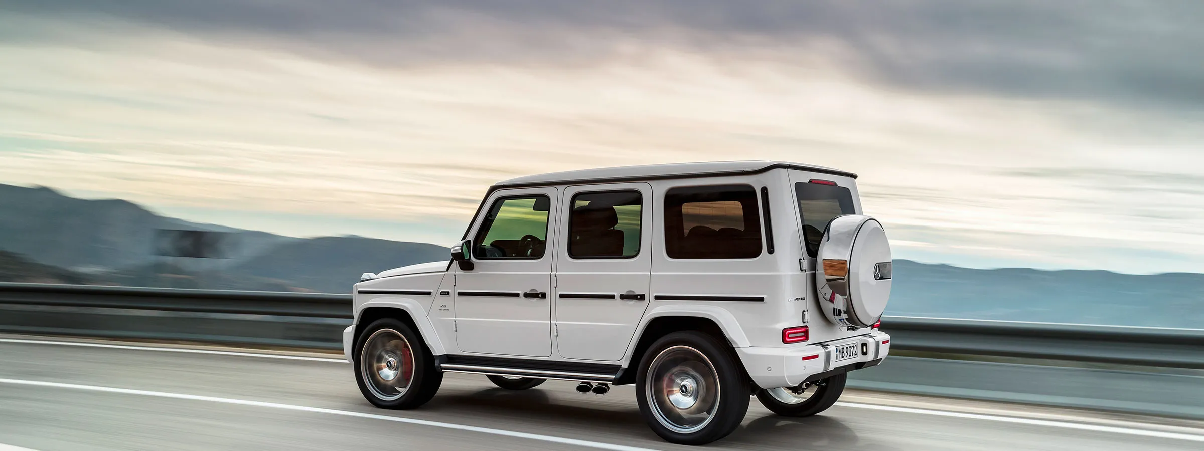 MBCAN_FutureVehicles_G-Class 63 SUV Hero	