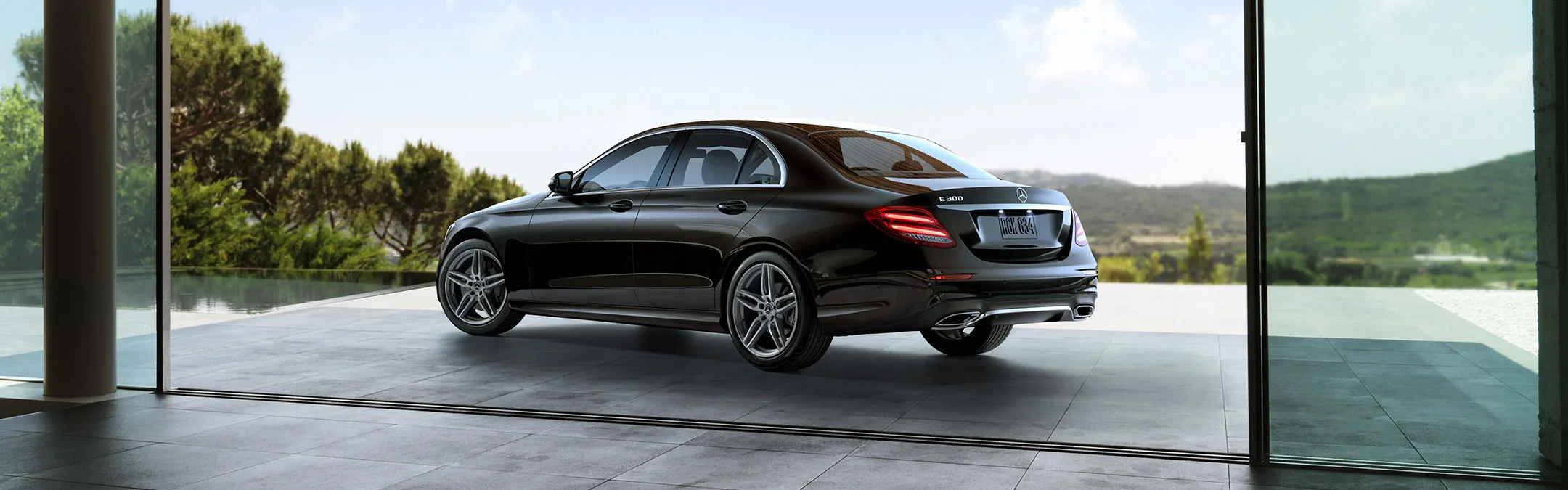 2019 E-Sedan Performance