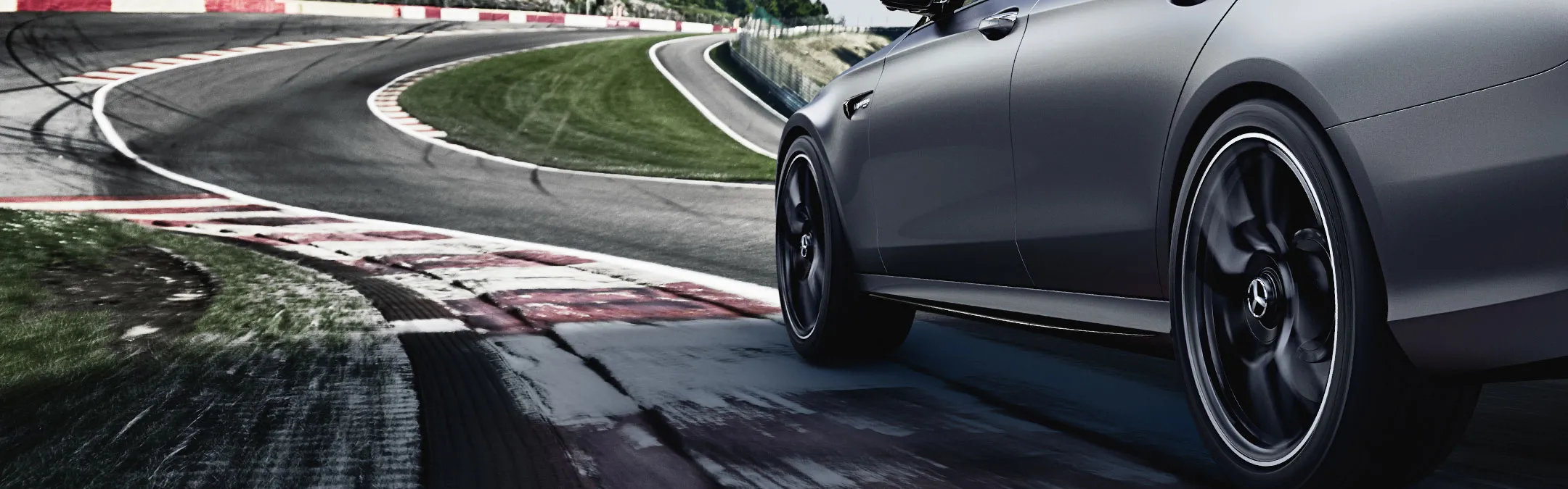 Mercedes-AMG E-Wagon Performance