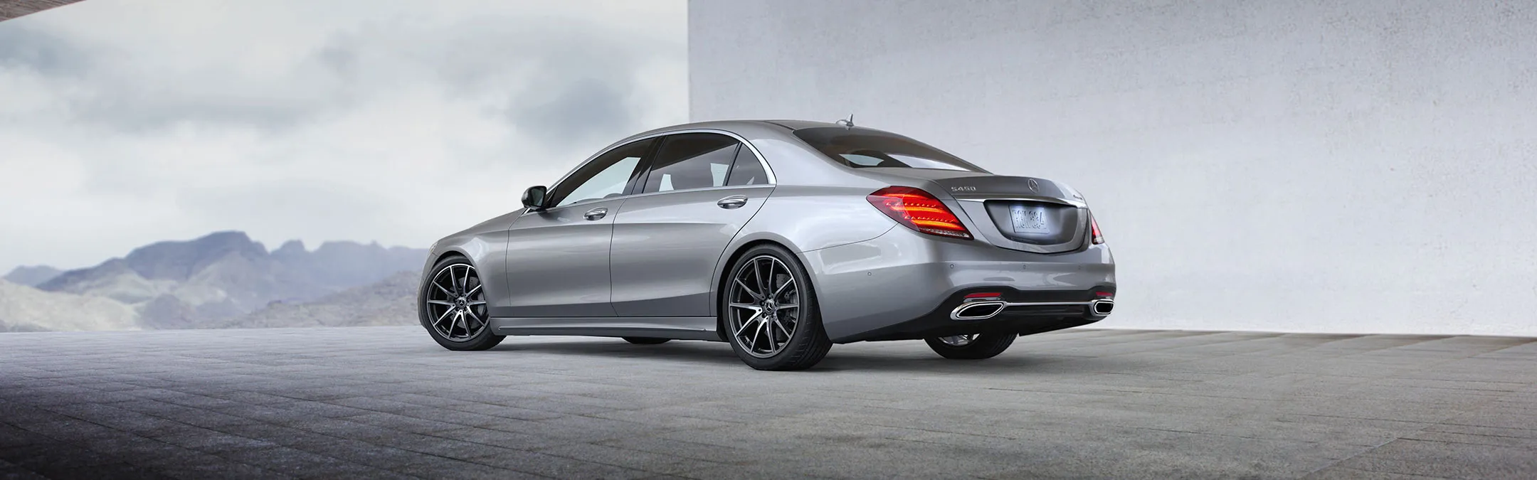 2019 S-Sedan Innovation