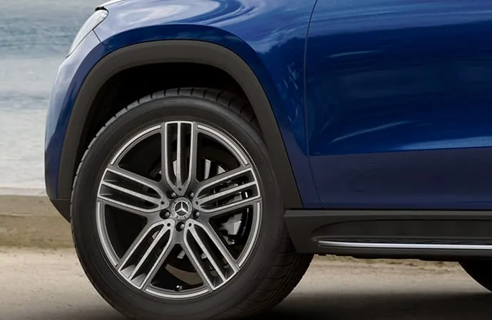 Gls Large Luxury Suv