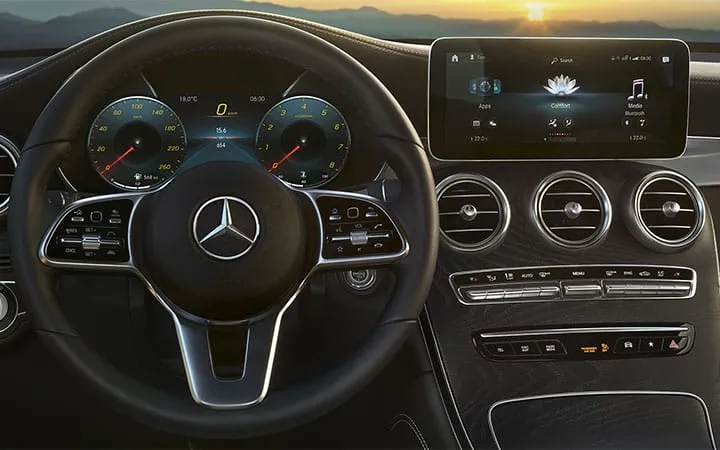 The Mid-Size GLC SUV | Mercedes-Benz Canada