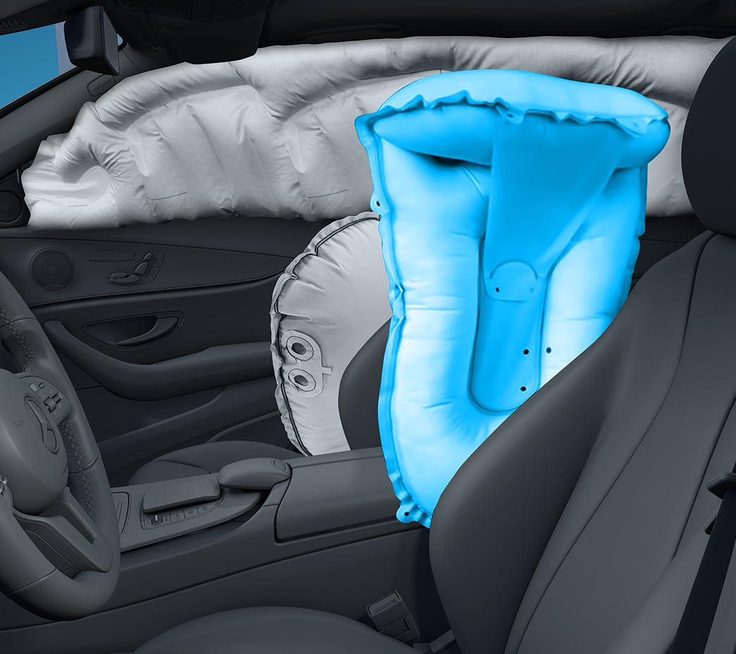 The advanced restraint systems in the C-Class include an innovative air bag between the driver and front passenger.