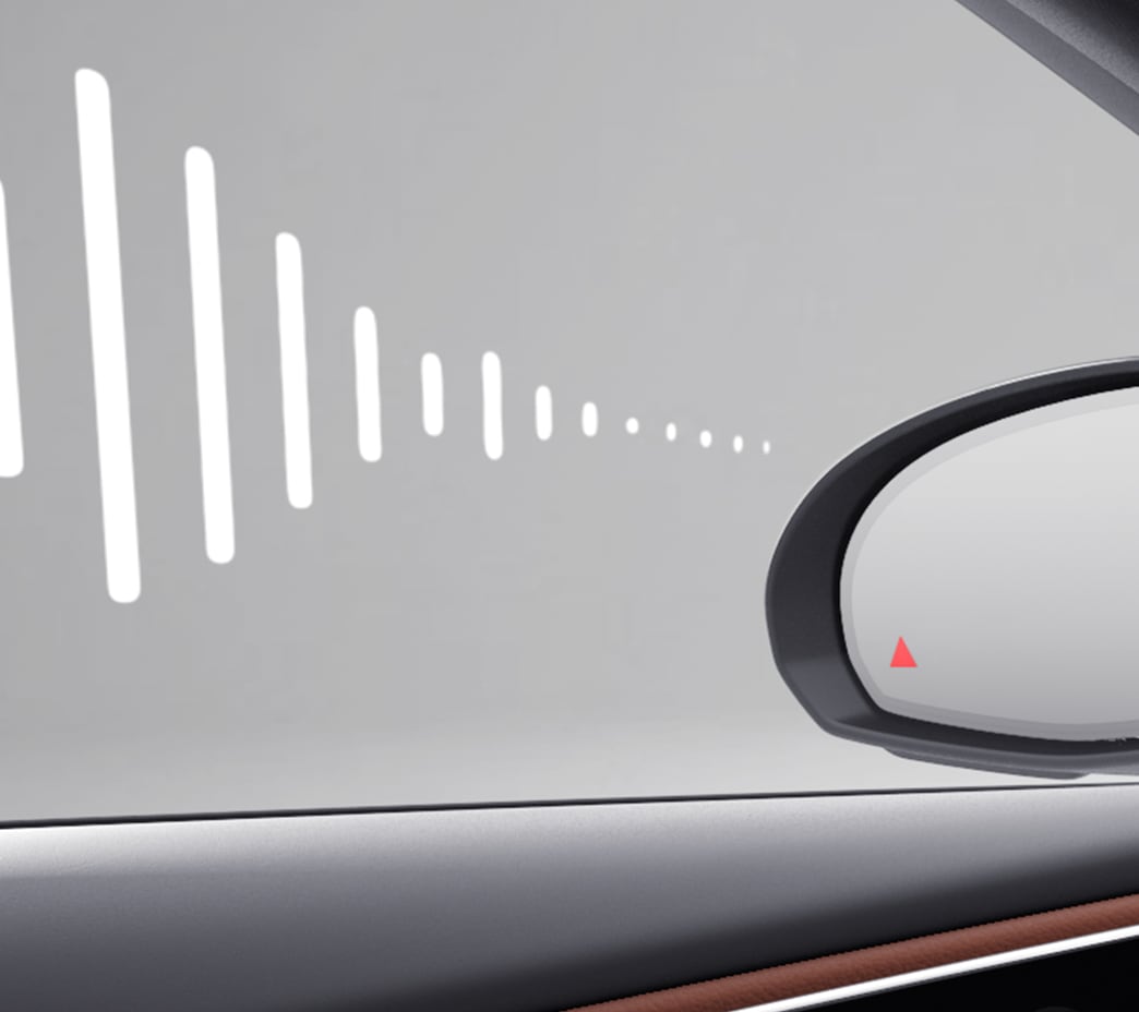 Using weight sensors in the rear seats, your C-Class can remind you to check the rear cabin after you park, so you don't inadvertently leave behind a child or pet.