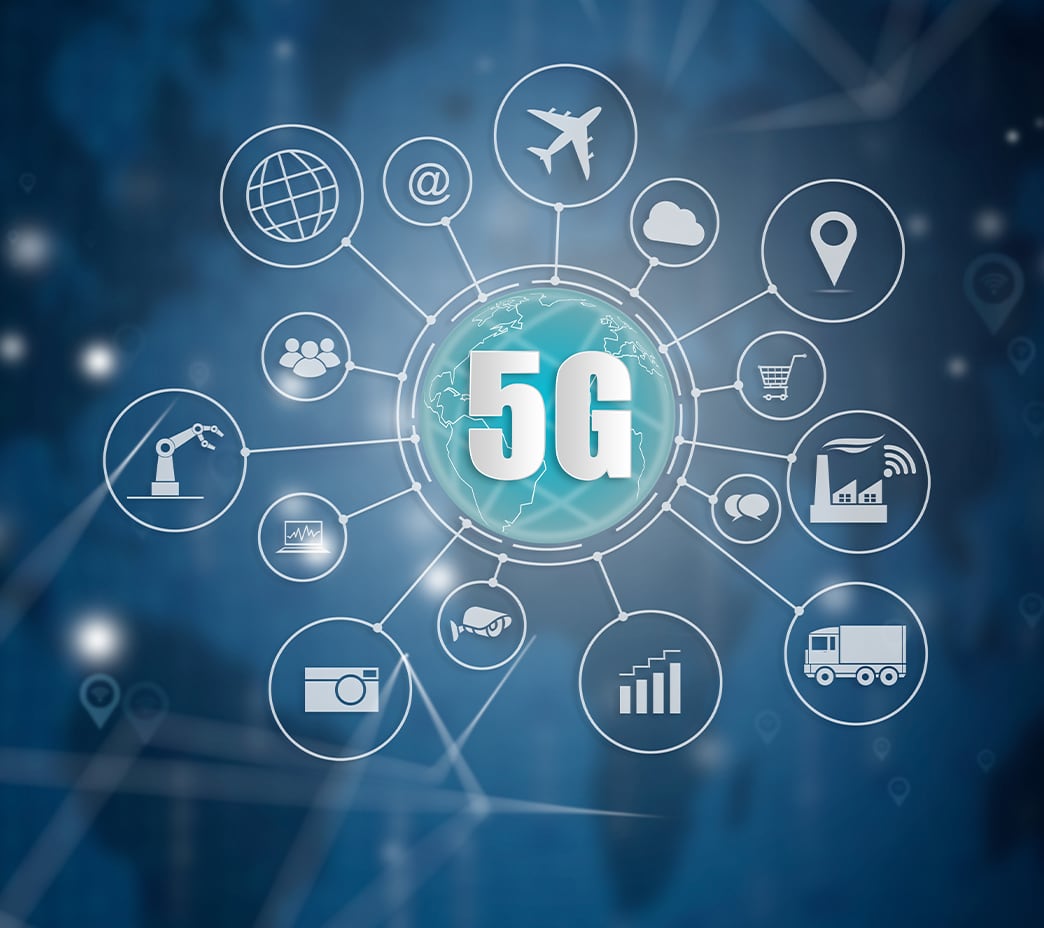 No need for a cable to charge your phone on the go. A wireless charging pad is provided in the front console as standard equipment.