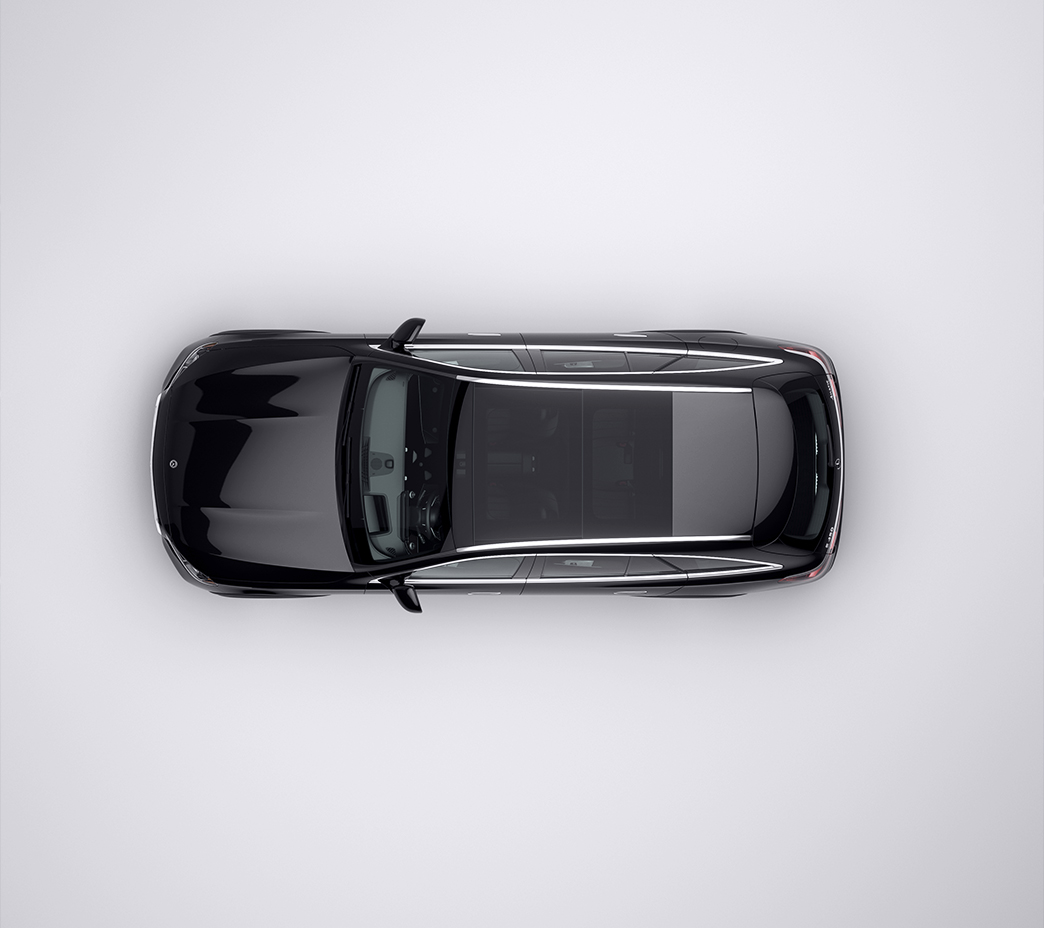 To help you manoeuvre in tight spaces, cameras in all four directions can compose their live images into a single virtual birdseye view. Hands-free parking assist is standard, too.