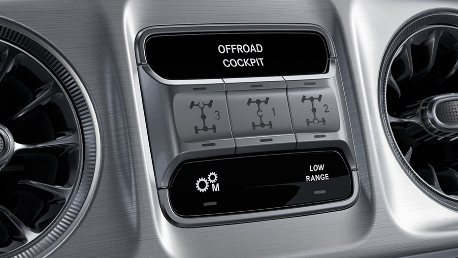 Three lockable differentials