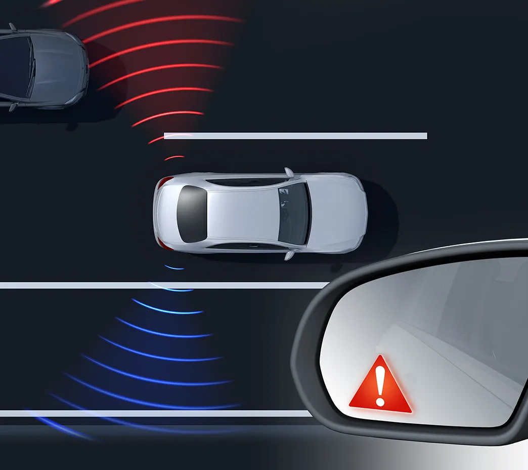 Des innovations en matière de sécurité qui font partie de l’équipement de série peuvent aider à faciliter vos trajets sur les routes à voies multiples. Après que le GLE a été stationné, la fonction d’alerte à la sortie du véhicule peut avertir les passagers de l’approche de voitures quand ils ouvrent une portière.