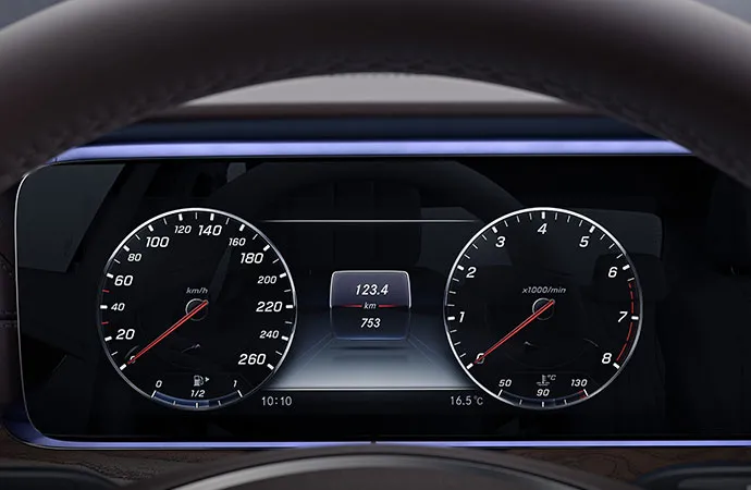 C-Class Sedan interior