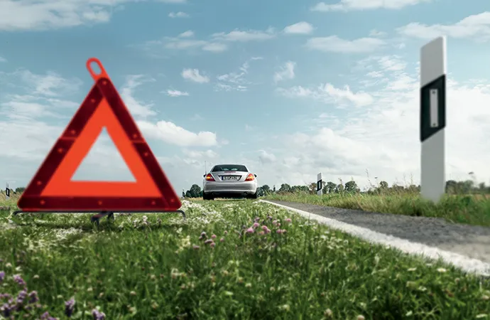 Vehicle towing with Mercedes-Benz Roadside Assistance