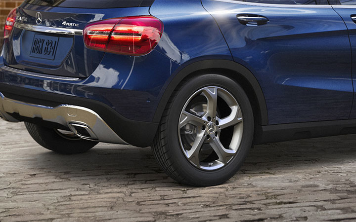 2018 GLA SUV Design