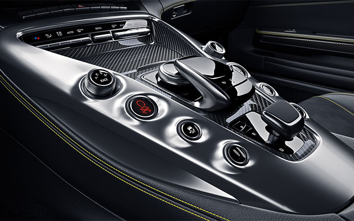 2018-Mercedes-AMG-GT-C-Roadster-Design