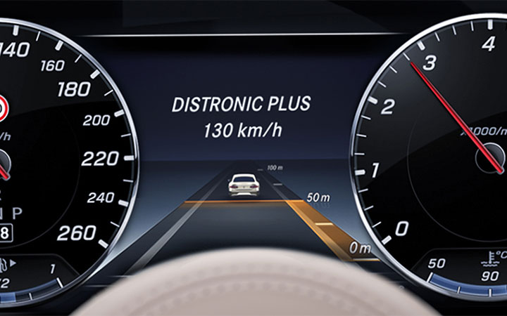 2018 S-Sedan Innovation