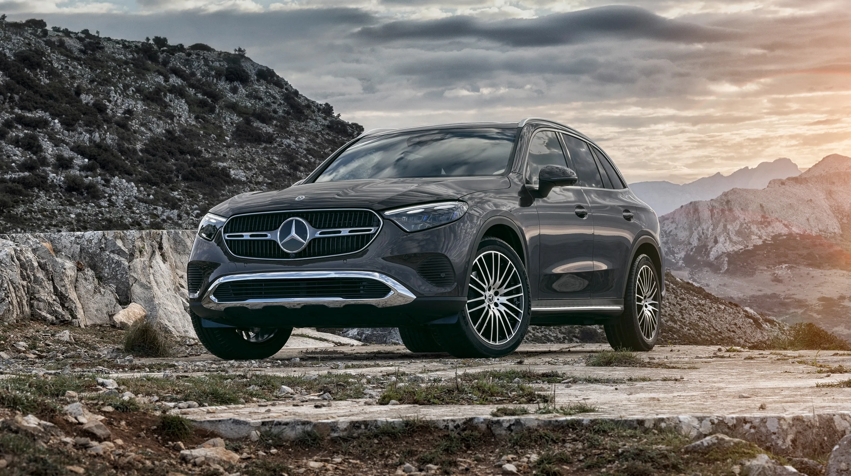 The new 2023 Mercedes-Benz GLC SUV | Future Vehicles | Mercedes-Benz Canada